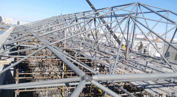 喀什细数网架装配中抉择应用钢结构对室第的优势